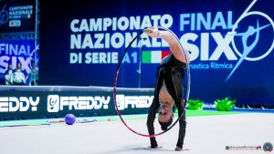 b c club giardino carpi franchetto iris   cerchio sfe03871 copia simone ferraro ph copia